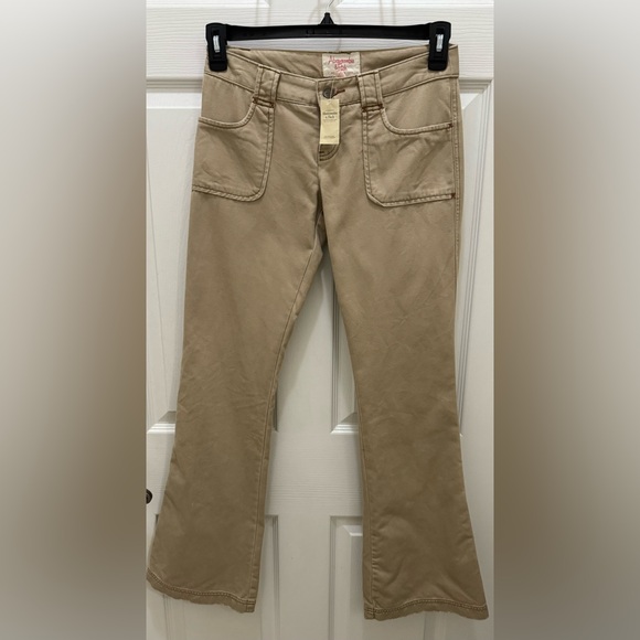 Abercrombie & Fitch Pants - NwT Abercrombie & Fitch Womans 0 Brown Flap Pocket Flared Denim Pants Y2K